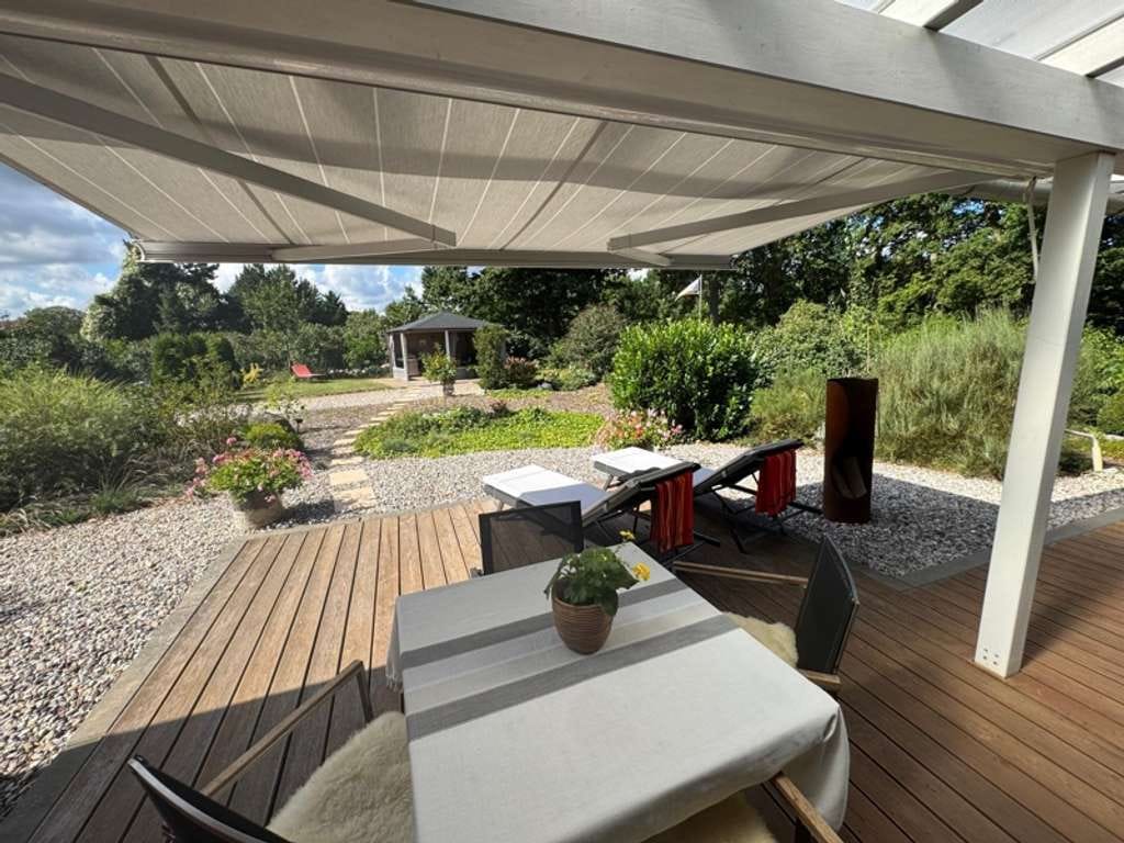 Immobilie in Vogelsang-Warsin - Nahezu Alleinlagegefühl,  Premiumwohnbungalow, nur 5 Min zum Strand ! - Bild 1
