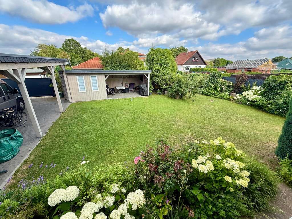 Immobilie in Schwanebeck - Einfamilienhaus mit Pool, Wintergarten und Wohnmobil-Carport  - Bild 4