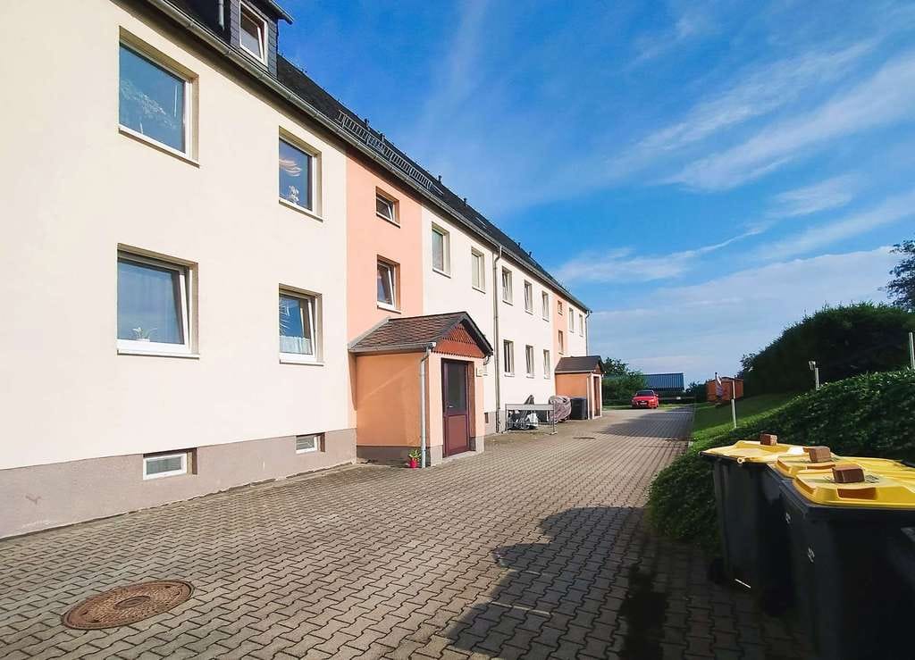 Immobilie in Glashütte - Investieren, wo andere Urlaub machen - teil-modernisierte 2-Raum-Wohnung mit Gestaltungspotenzial - Bild 1