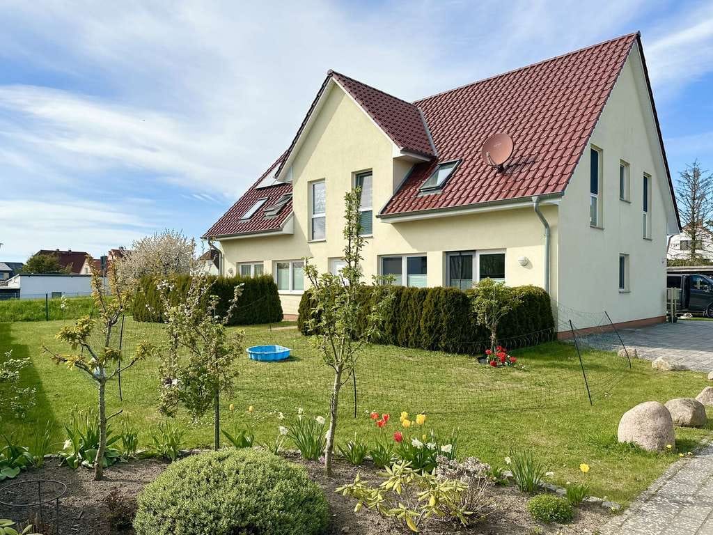 Immobilie in Kröpelin - Neuwertiges Mehrfamilienhaus mit 3 Wohneinheiten – ideal für Kapitalanleger und Eigennutzer - Bild 0