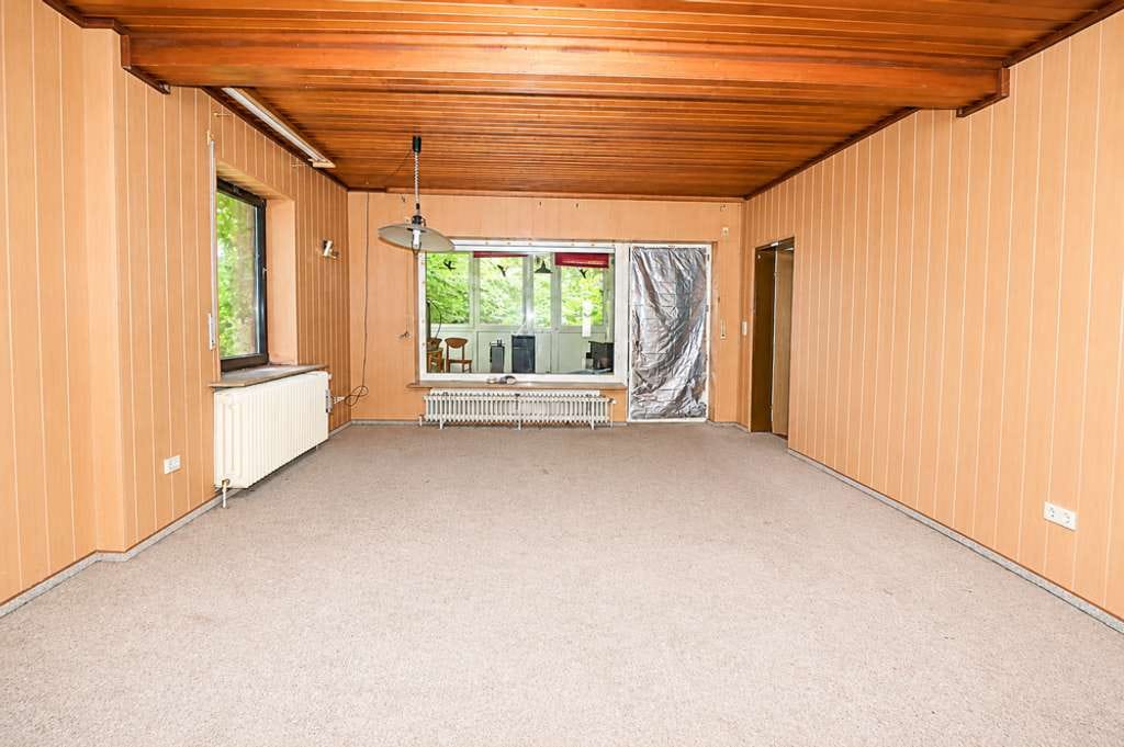 Immobilie in Wardenburg - Sanierungsbedürftiges Wohnhaus mit viel Potenzial auf großzügigem Naturgrundstück! - Bild 4