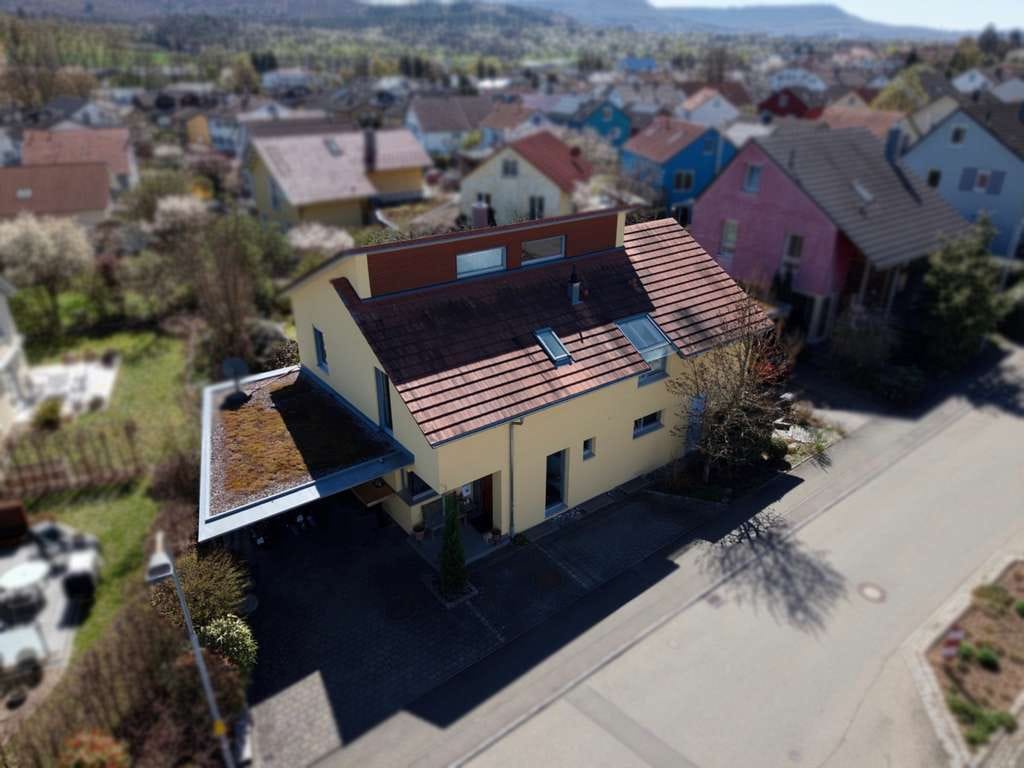 Immobilie in Nehren - Architektenhaus mit Einliegerwohnung, Garten, Carport & exklusivem Wohnambiente - Bild 3