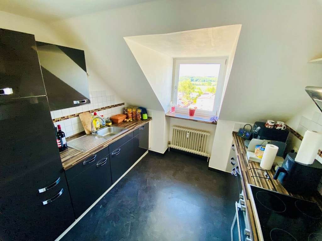 Immobilie in Lauchheim - Wohnen mit Weitblick
von der Kapfenburg bis zum Hesselberg
81 qm helle 3,5 Zi. DG ETW in Lauchheim - Bild 2