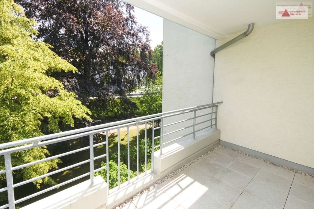 Immobilie in Annaberg-Buchholz - Kapitalanlage in Top-Lage: Vermietete Eigentumswohnung mit Balkon & Aufzug in Annaberg-Buchholz - Bild 1