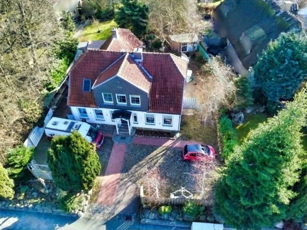 Immobilie in Schleswig - Gemütliches Einfamilienhaus - der Schmuckkasten für Ihre Familie in  Schleswig - modernisiert, gro - Bild 0