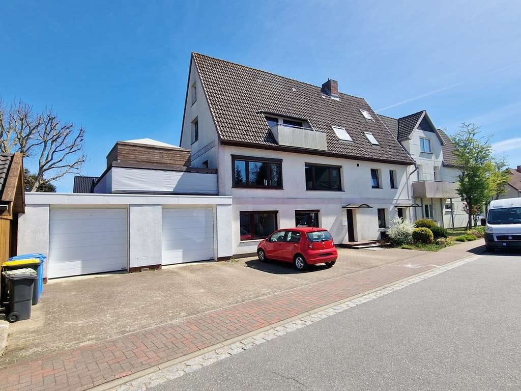 Immobilie in Lohe-Rickelshof - MFH mit 6 Wohneinheiten und 2x Garagen - Bild 2