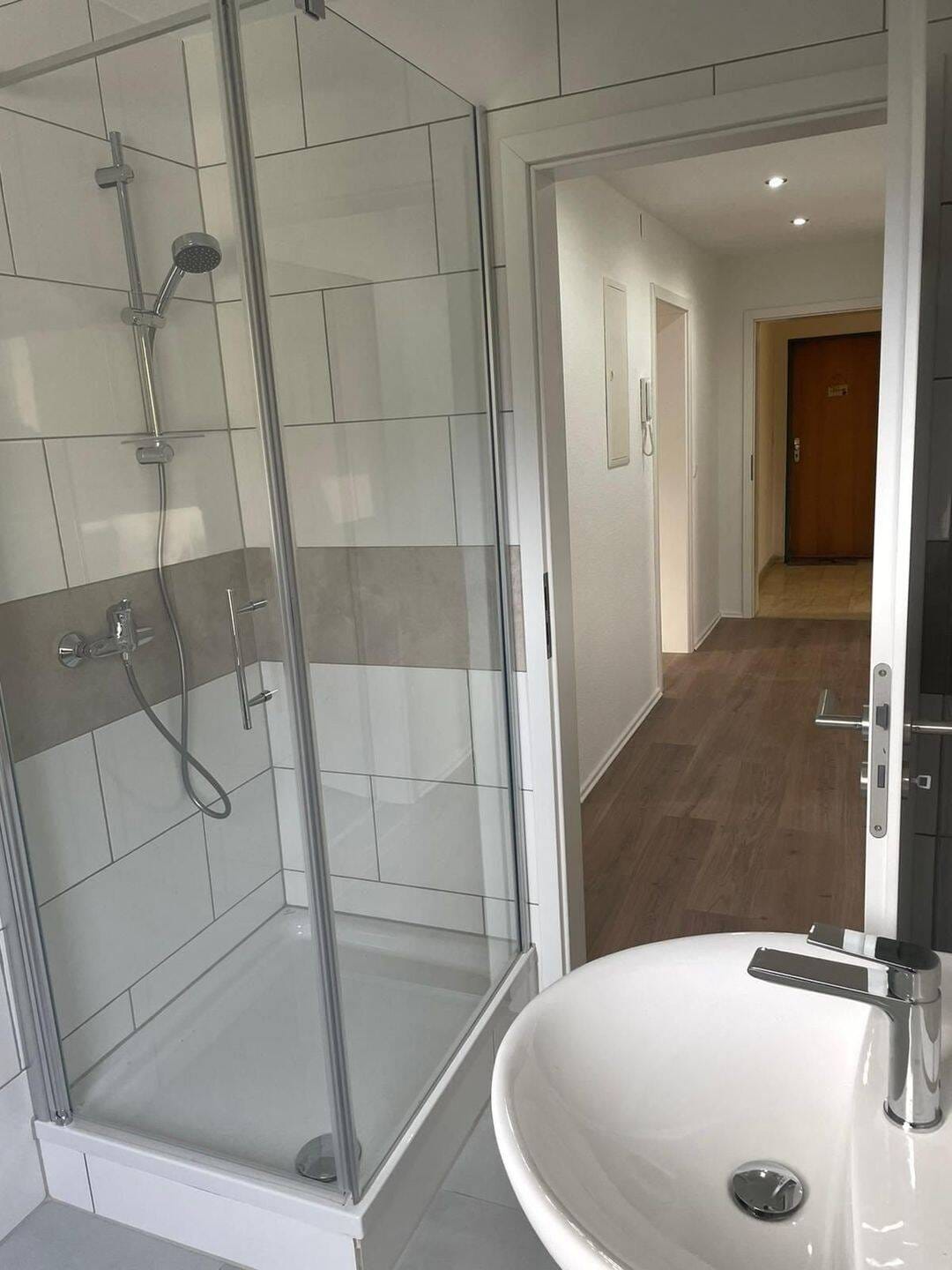 Immobilie in Ottersweier - Attraktives 4-Familienhaus in Bühl-Ottersweier bereits nach WEG aufgeteilt - Bild 3