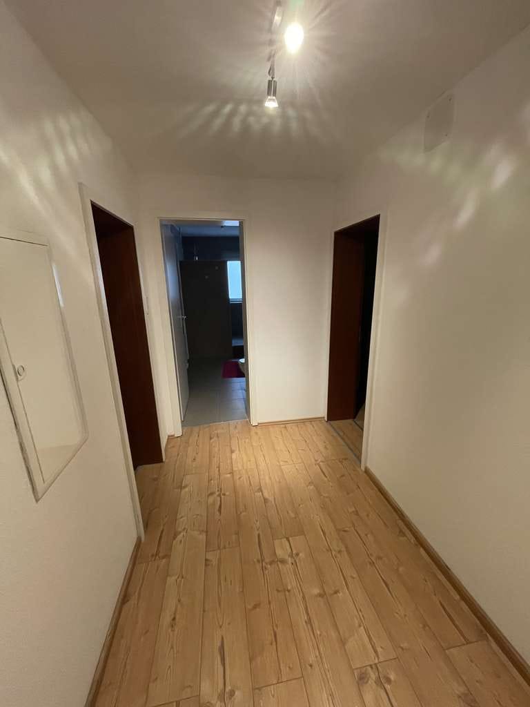 Immobilie in Reutlingen - Reutlingen, sofort beziehbare 3-Zimmerwohnung in kleinem Wohn-Geschäftshaus, provisionsfrei - Bild 2