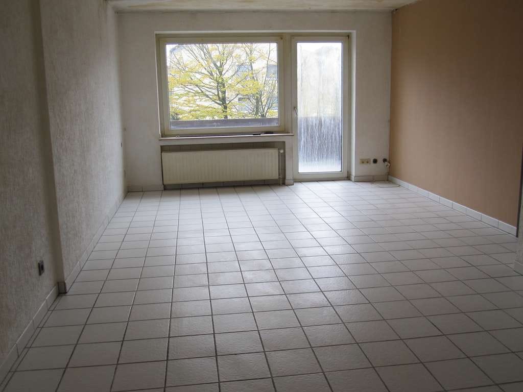Immobilie in Recklinghausen - RE. -Quellberg ! ETW. in kl. Wohneinheit+ Balkon, 1 Garage + 1 Stellpl.", 82 m² Wfl., Bj. 1977. - Bild 3