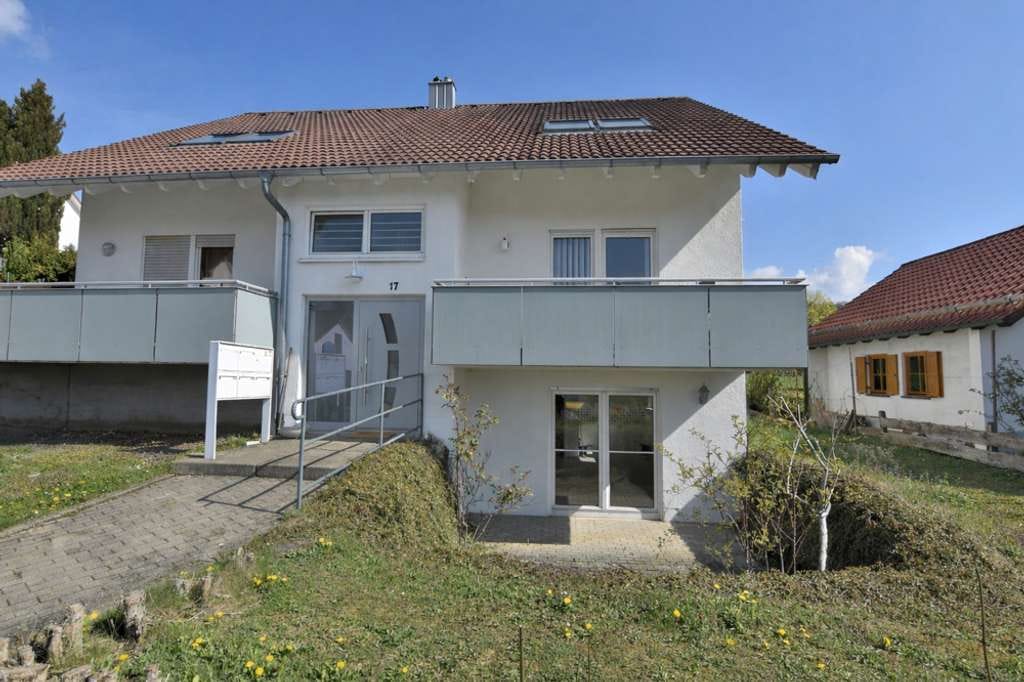 Immobilie in Lonsee - Schöne 2-Zimmer-Wohnung in ruhiger Lage in Lonsee - Bild 0