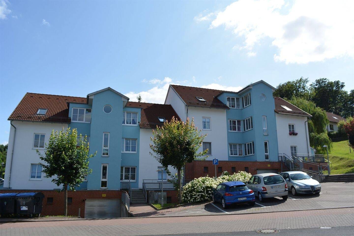 Immobilie in Krauthausen - 3-Raum Wohnung mit Balkon in grüner Lage zu verkaufen ! - Bild 0