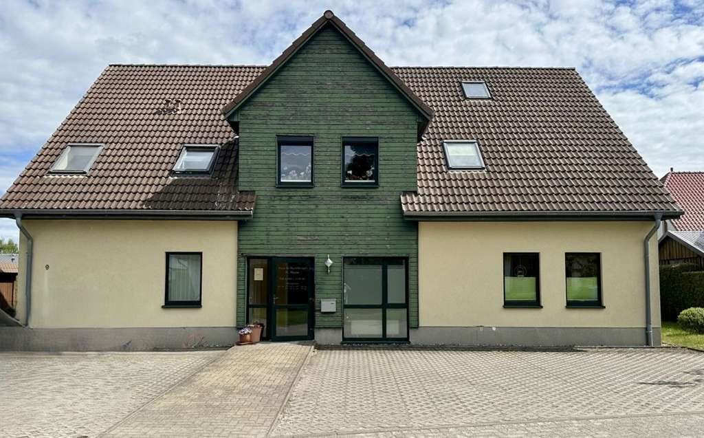 Immobilie in Burow - Attraktives Wohn- und Geschäftshaus mit vielseitigen Nutzungsmöglichkeiten in Burow - Bild 0