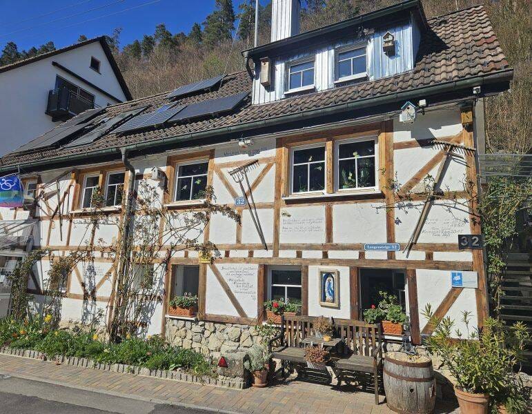 Immobilie in Fluorn-Winzeln - Wohnhaus mit Charakter - Bild 0