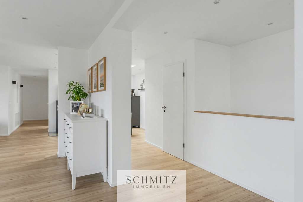 Immobilie in Ehningen - +++ Stilvoll modernisierter Bungalow in ruhiger Lage von Ehningen mit Gartenhof +++ - Bild 4