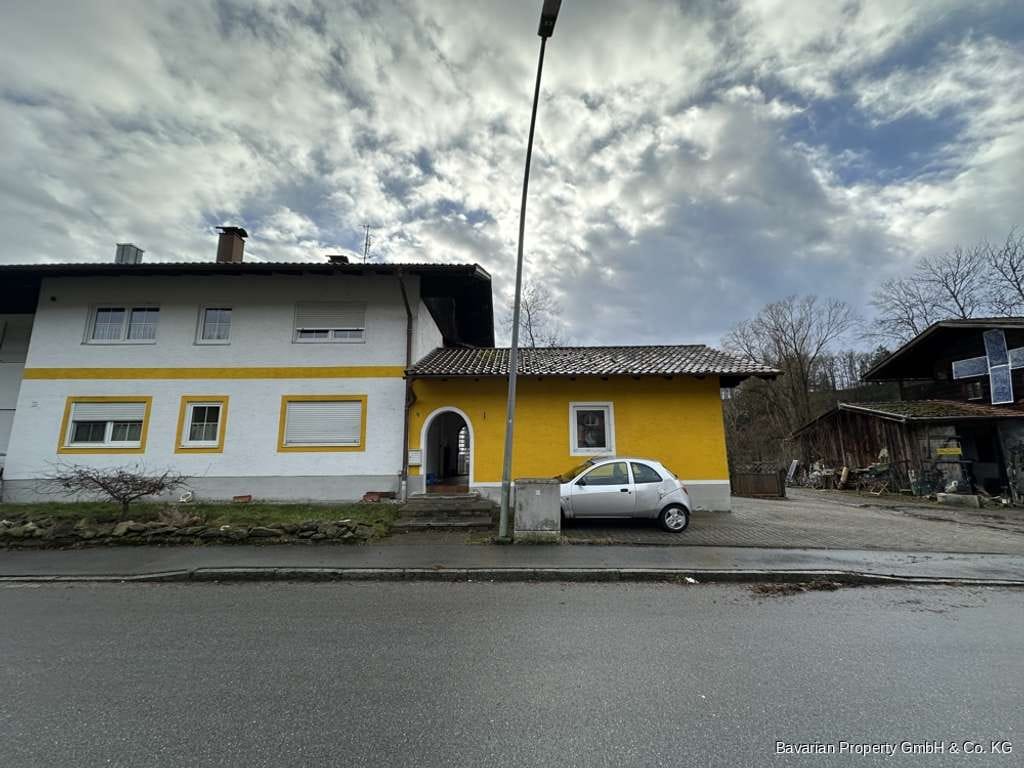 Immobilie in Viechtach - Dreifamilienhaus in Großenau bei Viechtach - jetzt ohne Wohnrecht! - Bild 4