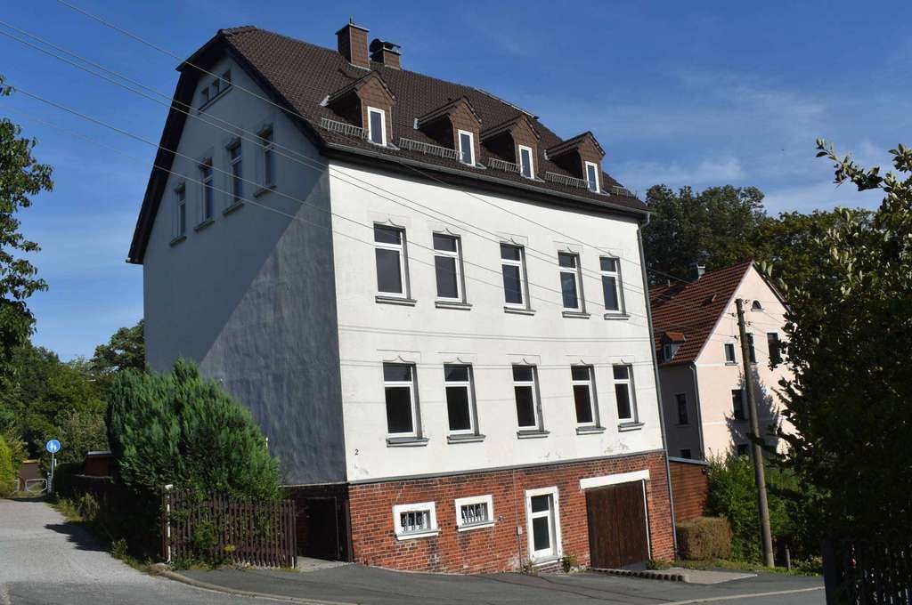 Immobilie in Hohenstein-Ernstthal - Großes Mehrgenerationenhaus oder Kapitalanlage! - Bild 0