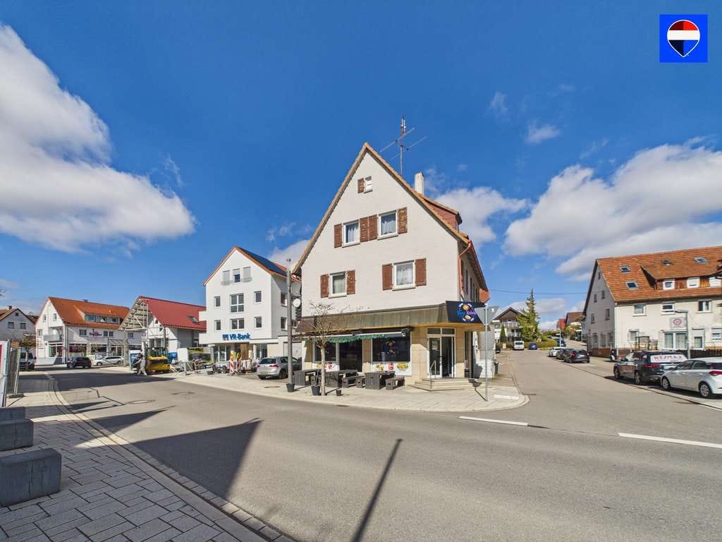 Immobilie in Nufringen - Wohn- und Geschäftshaus mit Gastronomie, 2 Wohnungen, Balkon, Gewölbekeller & Doppelgarage - Bild 1