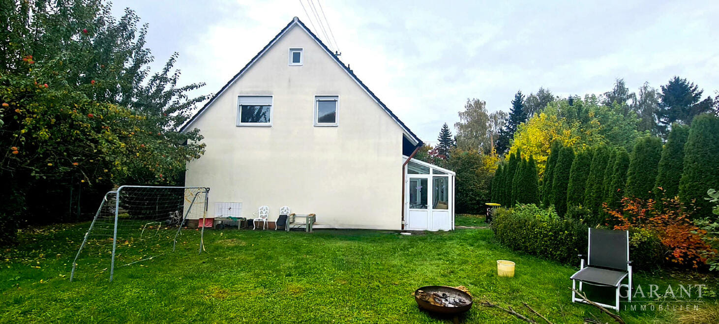 Immobilie in Langerringen - Freistehendes Wohnhaus mit großem Gestaltungsspielraum - ideal für Handwerker in Langerringen - Bild 0