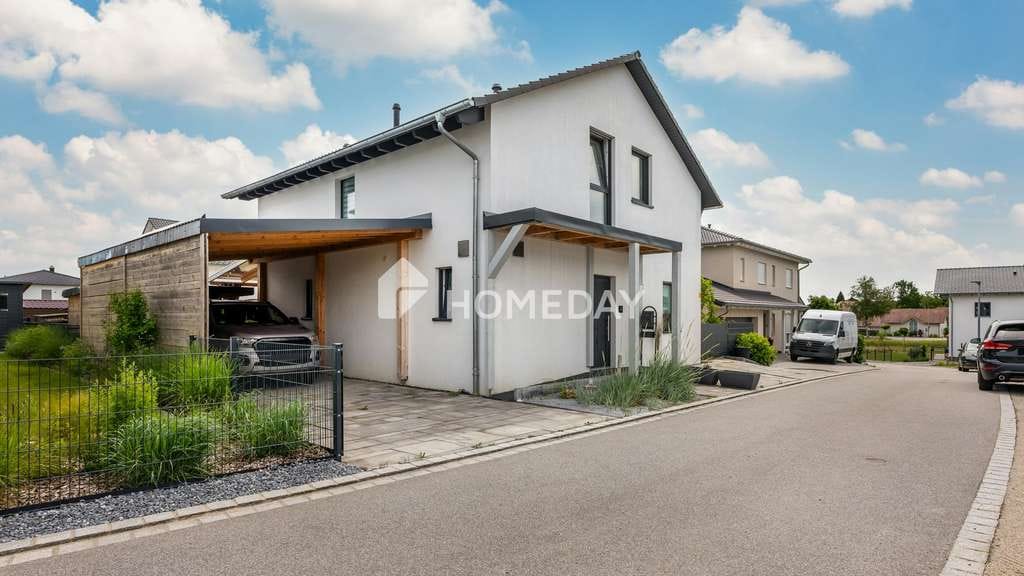 Immobilie in Moos - Modern wohnen und Energie sparen: EFH mit Kamin, Garten, Terrasse sowie Solar- und PV-Anlage - Bild 0