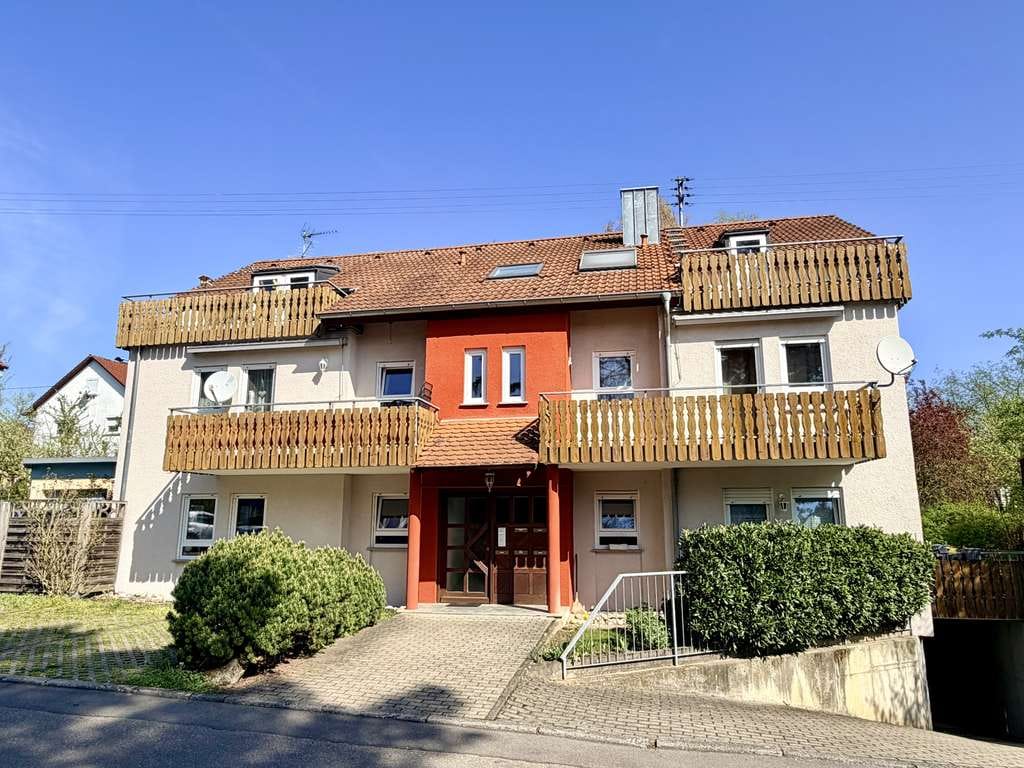 Immobilie in Bad Wimpfen - Barrierefreie Erdgeschosswohnung mit Terrasse, 3 Stellplätzen sowie 1 TG Stellplatz - Bild 0