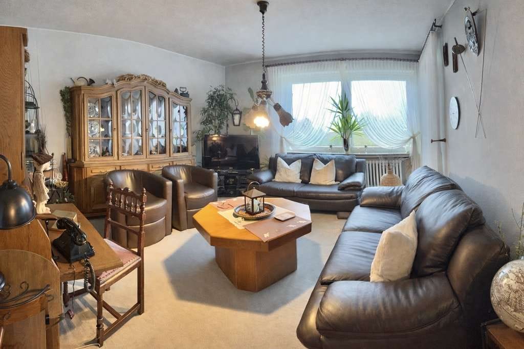 Immobilie in Brake - Kapitalanlage für Einsteiger- vermietete Wohnung mit Entwicklungspotential - Bild 2