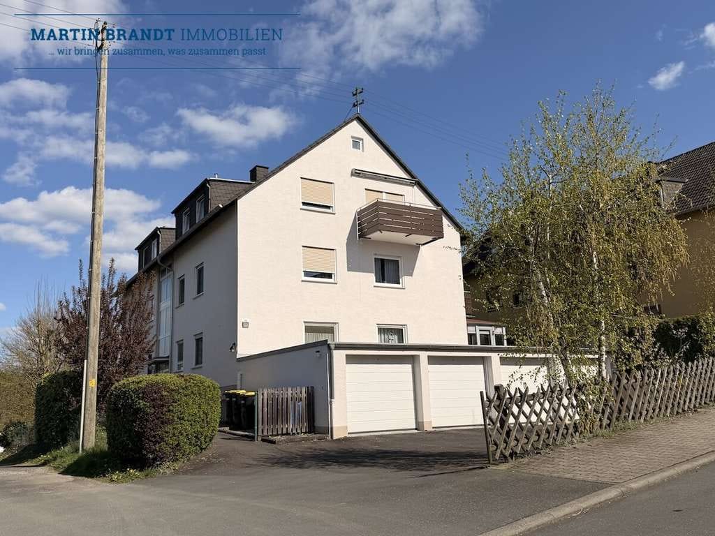 Immobilie in Idstein - 3 Zimmer Dachgeschosswohnung mit Balkon in schöner Lage 
von Idstein / Walsdorf - Bild 0