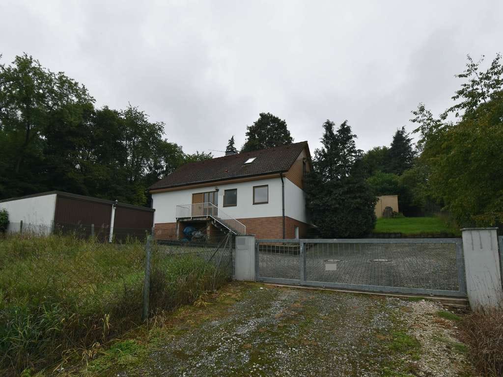 Immobilie in Wilhelmsdorf - Flexibles Ein- bis Zweifamilienhaus mit Doppelgarage & Bauplatzreserve in Wilhelmsdorf - Bild 0