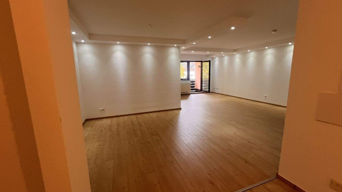 Immobilie in Hemhofen - Schöne 2-Zimmer-Wohnung in Hemhofen bei Erlangen - Großer Wohnraum mit Studiocharakter - Bild 3