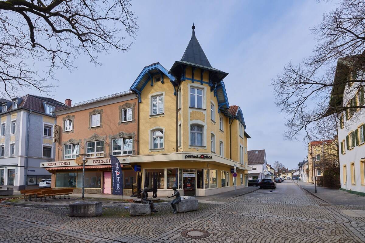 Immobilie in Freilassing - Attraktives Wohn- und Geschäftshaus in Toplage von Freilassing - sichere Rendite & Potenzial - Bild 0