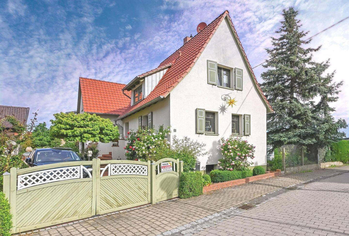 Immobilie in Erxleben - Landhausflair trifft Wohnkomfort - Perfekt für Familien - Bild 0