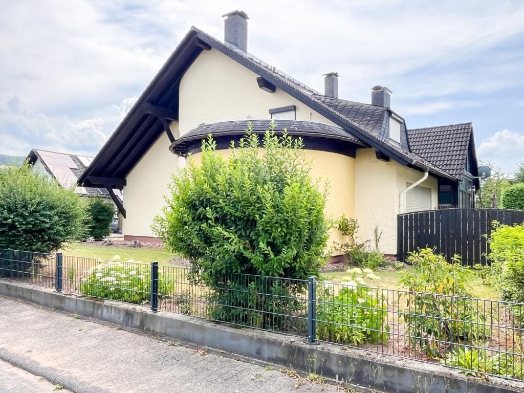Immobilie in Großwallstadt - Mehrfamilienhaus in Großwallstadt - Bild 1