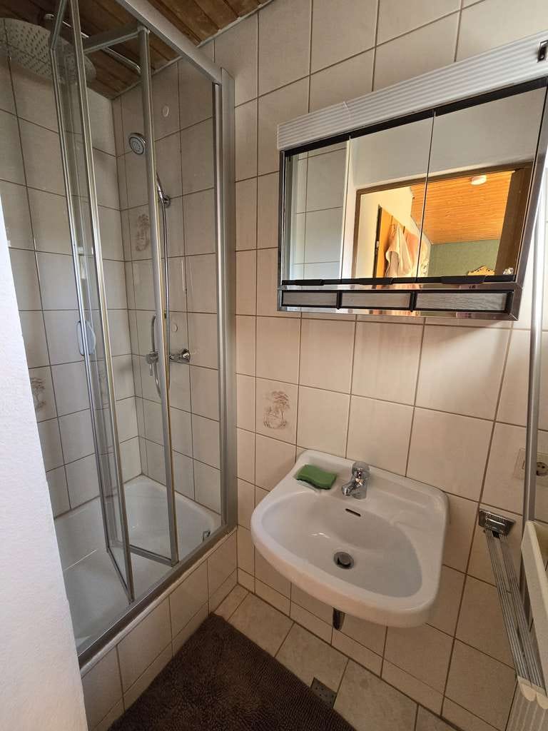 Immobilie in Moosburg - Gemütliche DHH mit Garten und Garage in ländlicher Lage - Bild 4