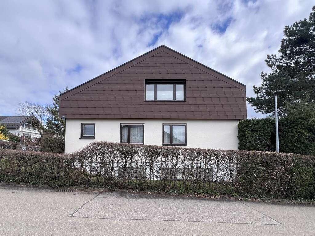 Immobilie in Notzingen - 73274 Notzingen: Schönes Einfamilienhaus mit Einliegerwohnung zum Verkauf. Doppelgarage. Frei. - Bild 2