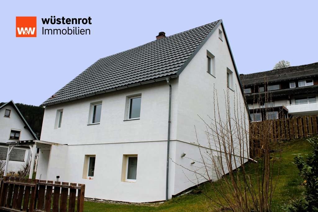 Immobilie in St. Blasien - Saniertes 4-Zimmer-Einfamilienhaus in ruhiger Lage in St. Blasien - Bild 0