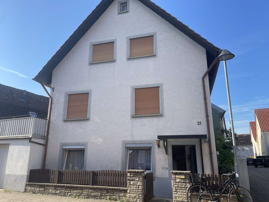 Immobilie in Wyhl - Kleines kurzfristig bezugsfähiges Einfamilienwohnhaus - Bild 1
