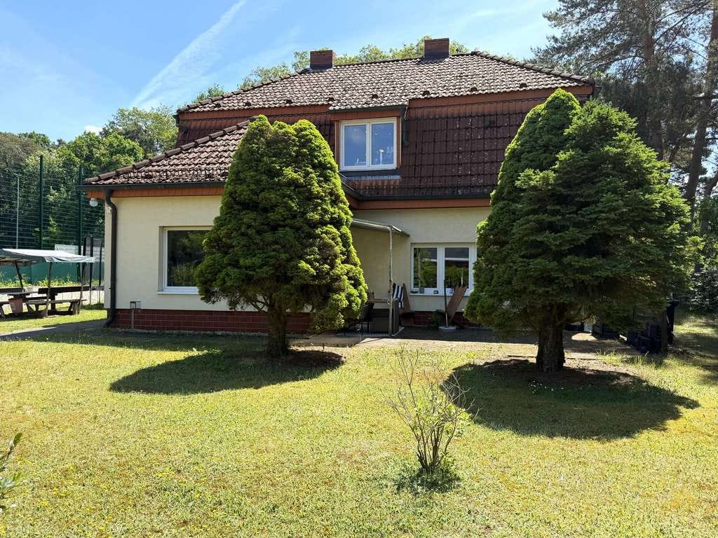 Immobilie in Wandlitz - voll vermietetes kleine Mehrfamilienhaus mit 4 Wohneinheiten in Wandlitz - Bild 1
