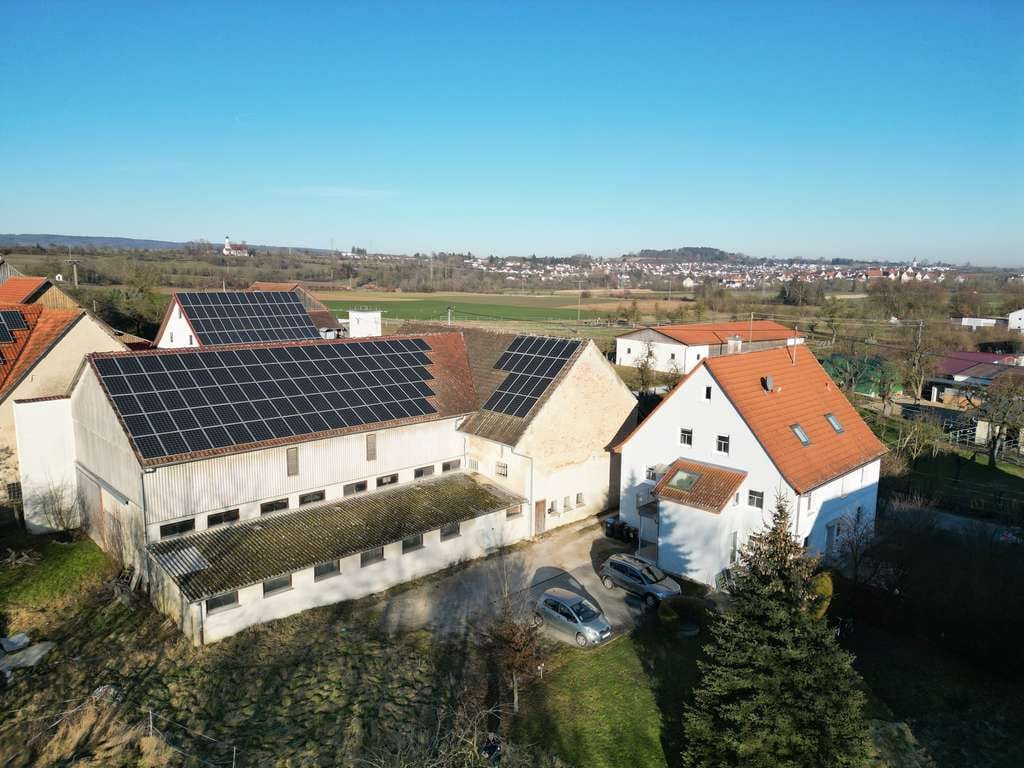 Immobilie in Munderkingen - Großes Areal mit Zweifamilienhaus in Donau Nähe und grüner Umgebung - Bild 0