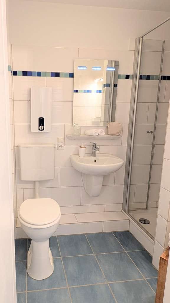 Immobilie in Schwarzenbek - Bezugsfreie 2-Zi.-Wohnung mit Balkon & Garage - ideal für Eigennutzer oder Kapitalanleger - Bild 4
