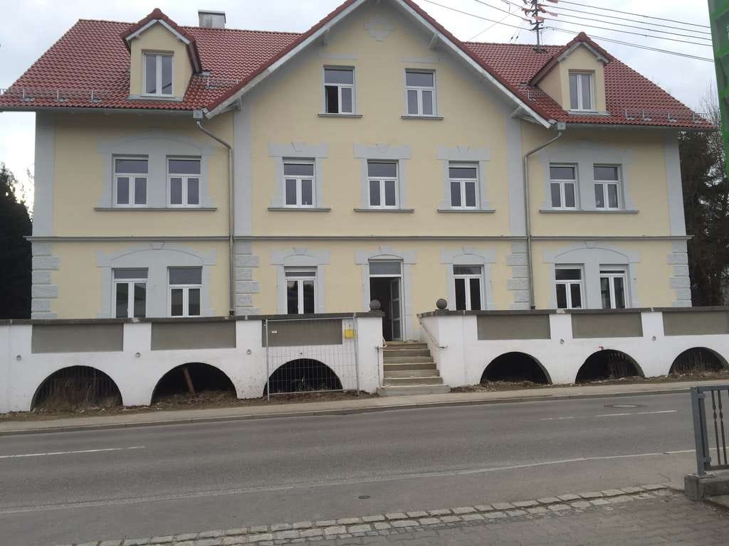 Immobilie in Welden - großzügige 3 Zimmer Wohnung im EG mit  großer Terrasse - Bild 1