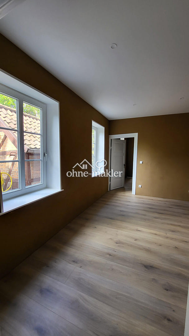 Immobilie in Moisburg - Traumhaftes Wohnhaus mit wunderschönem Naturgrundstück und zusätzlichem Bauplatz - Bild 3