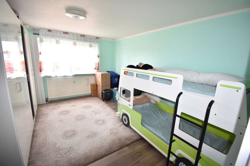Immobilie in Gärtringen - GÄRTRINGEN-SOFORT FREI: Gepflegte 3,5-Zimmer-Whg. mit Aufzug & TG-Stellplatz - Bild 1