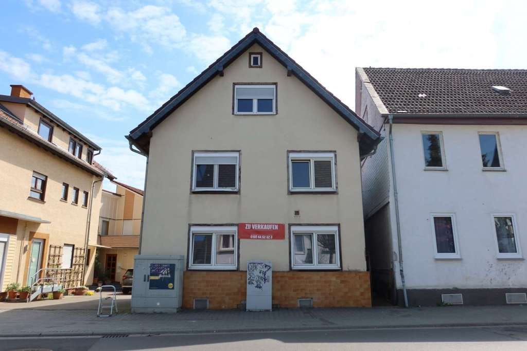 Immobilie in Höchst im Odenwald - Investitionshighlight: 7-Zimmer-Maisonette mit 5,64 % Rendite in Höchst i. Odw. - Bild 0