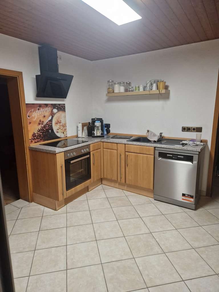 Immobilie in Mauchenheim - Geräumiges 9-Zimmer Haus Hof und Terrasse mit Garage in Mauchenheim - Bild 2