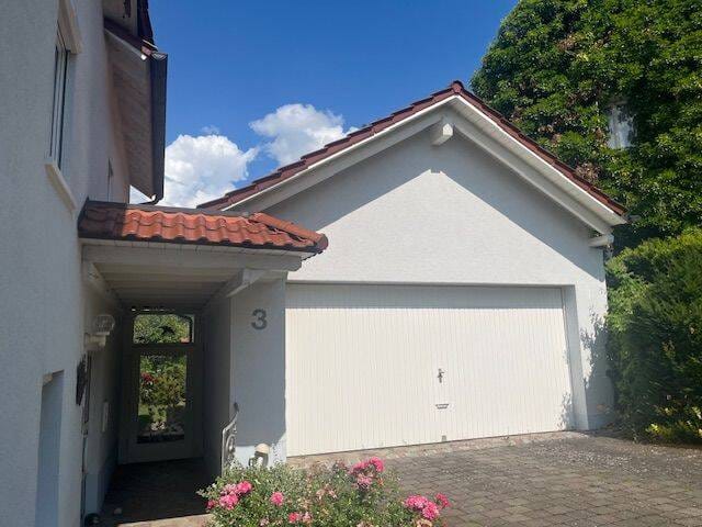 Immobilie in Frittlingen - Zweifamilienhaus mit Einliegerwohnung, Werkstatt und Photovoltaikanlage - Bild 4