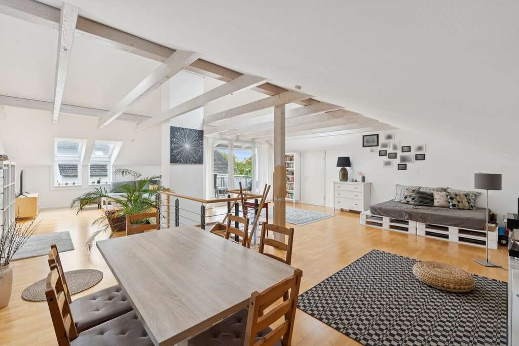 Immobilie in Hannover - Ein Zuhause für Zwei – Charmante Maisonette mit sonniger Dachterrasse und großem Wohnbereich - Bild 3
