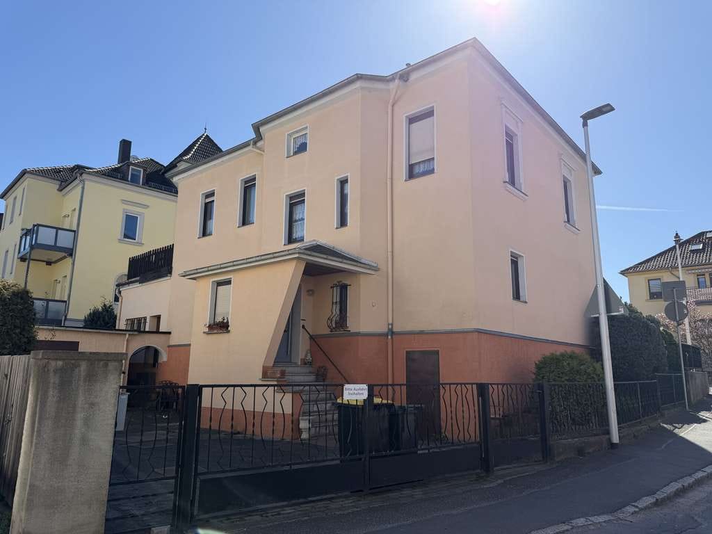 Immobilie in Meißen - Platz für die ganze Familie - Haus in Meißen-Spaar mit herrlicher Dachterrasse - Bild 1
