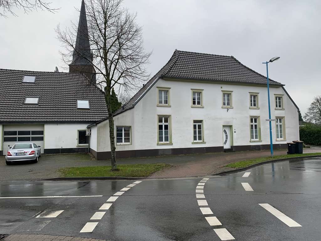 Immobilie in Bedburg-Hau - Kapitalanlage mit Substanz und Potenzial – Denkmalgeschütztes Renditeobjekt - Bild 0