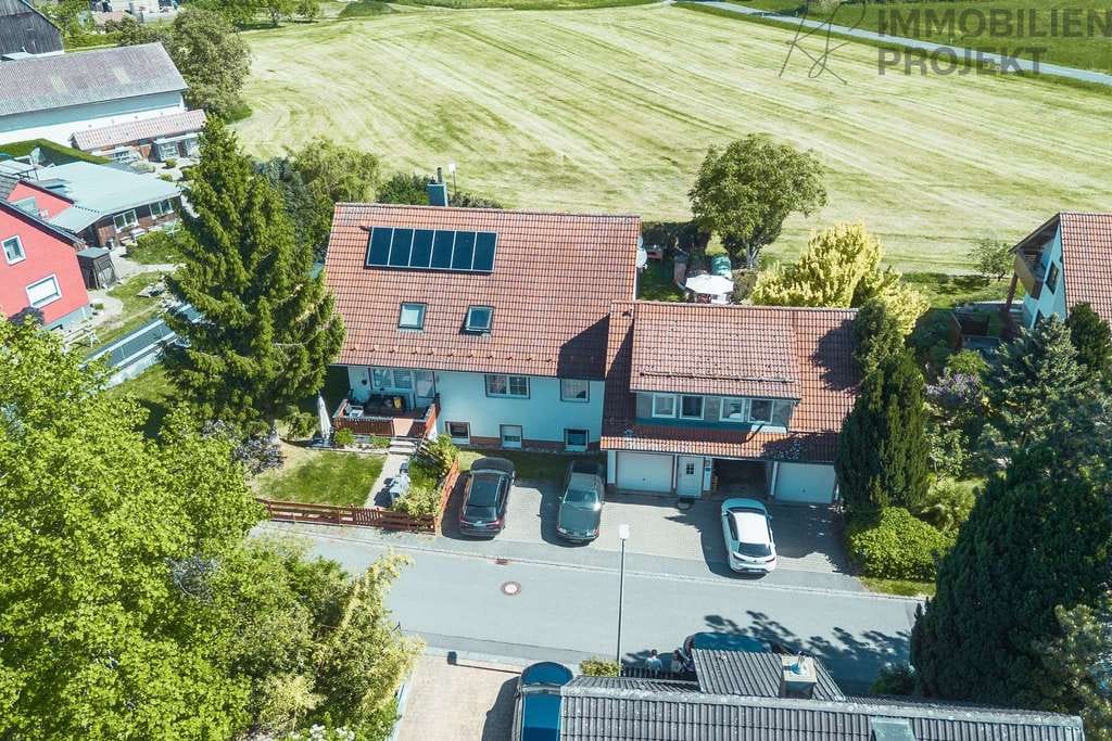 Immobilie in Gößweinstein - Voll vermietetes 4-Familienhaus | 320 m² Wohnfläche | Fränkische Schweiz - Bild 0