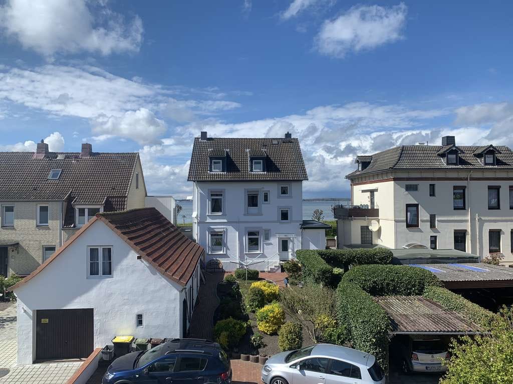Immobilie in Laboe - Laboe, Top Lage,  Mehrfamilienhaus in 2. Reihe zum Strand,  Mehrgenerationenhaus oder NEUBAU möglich - Bild 1