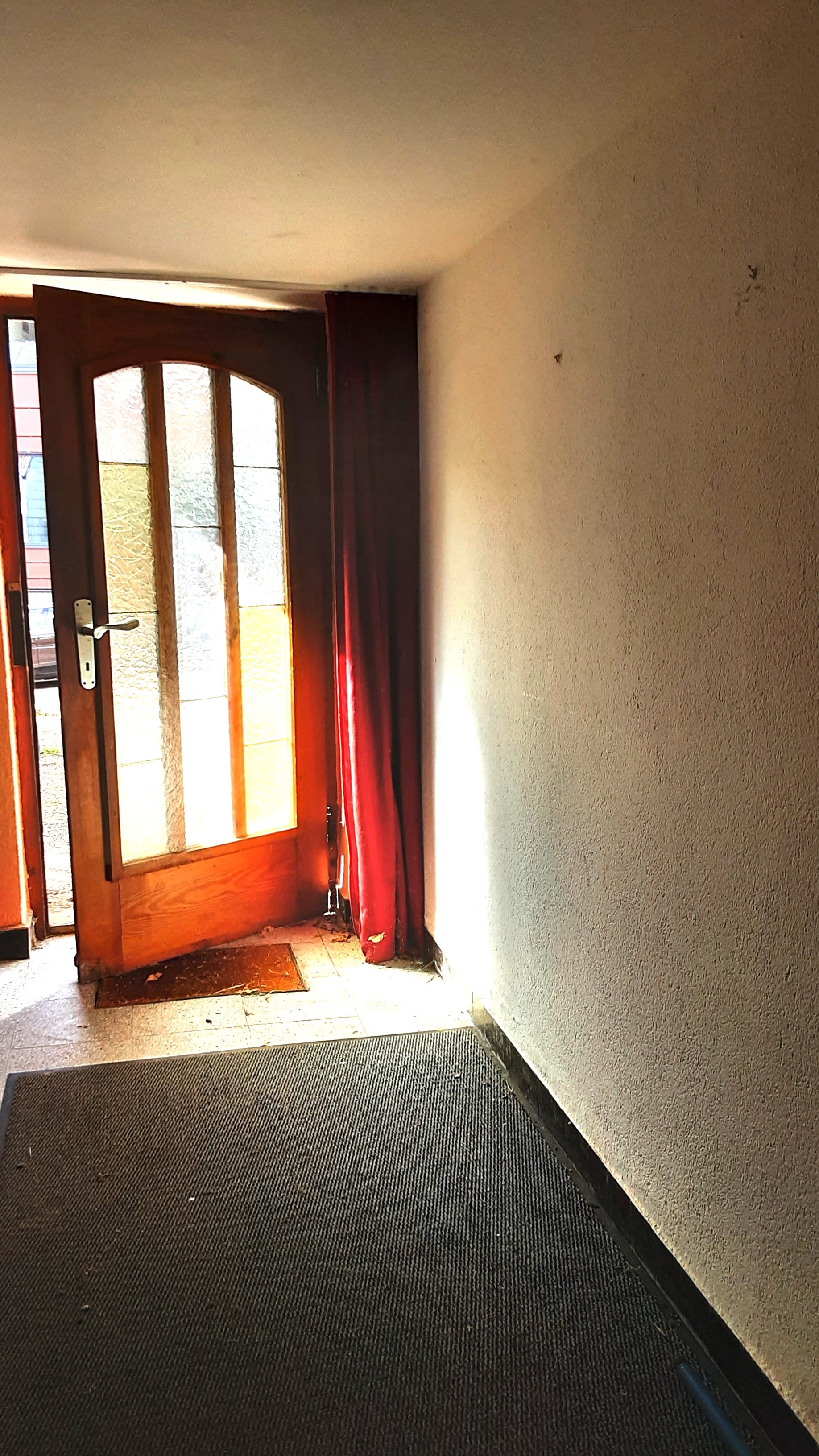 Immobilie in Gechingen - Landhaus- Family House, LIFE & START UP & BUSINESS - junges Wohnen, Garten, 2 GA u. 1-3 PKW-StPl. - Bild 1